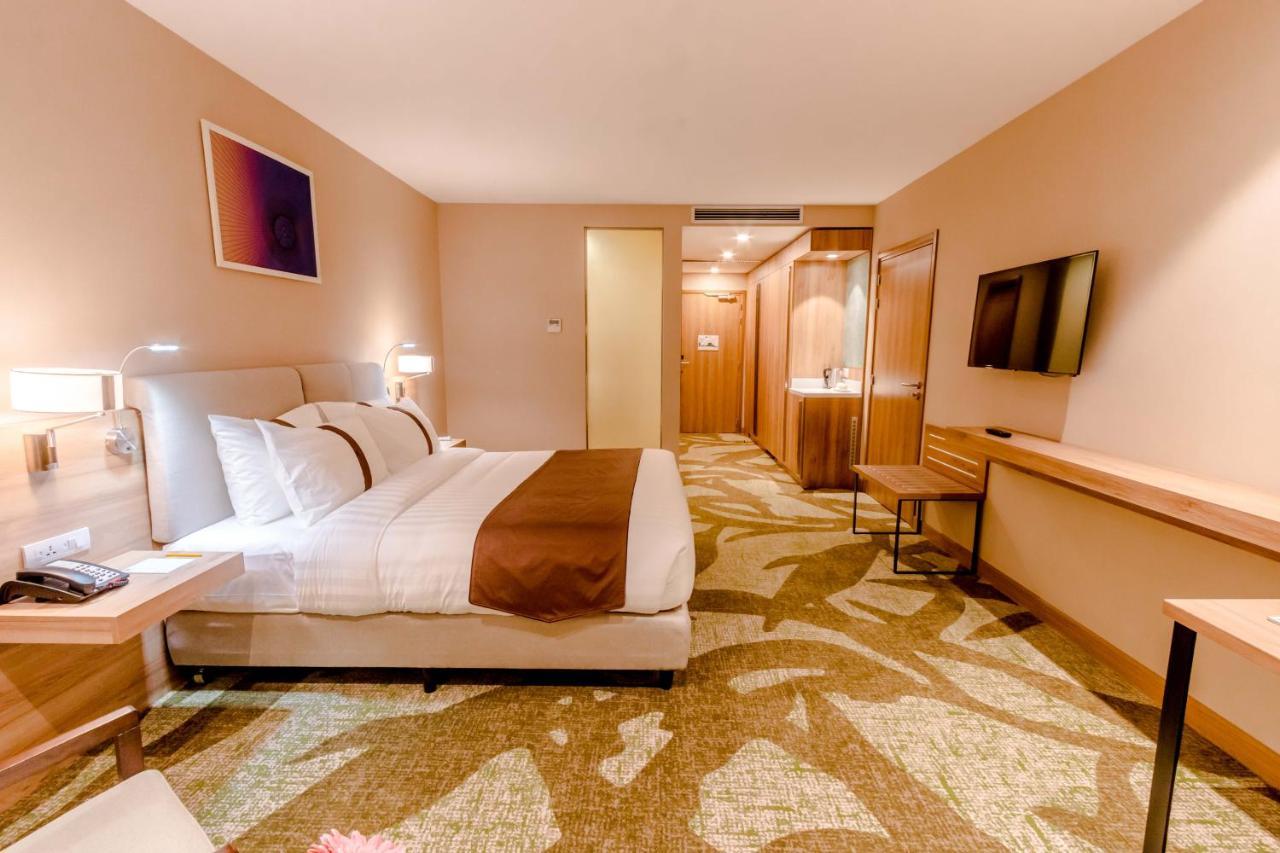 Holiday Inn Ulaanbaatar By Ihg Buitenkant foto