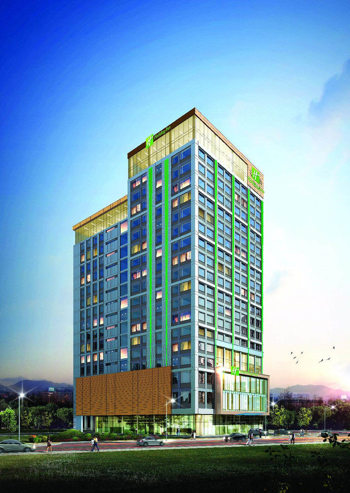 Holiday Inn Ulaanbaatar By Ihg Buitenkant foto