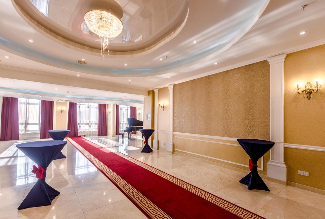Holiday Inn Ulaanbaatar By Ihg Buitenkant foto