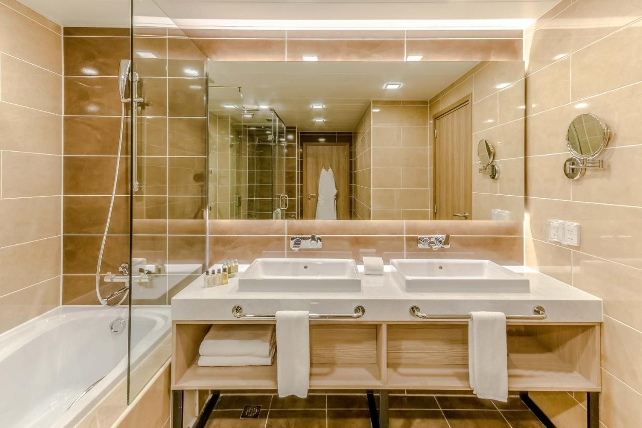Holiday Inn Ulaanbaatar By Ihg Buitenkant foto